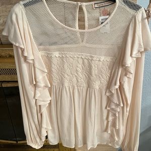 NWT Flying Tomato Cream Top!